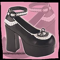 Scalloped Strap Shoes